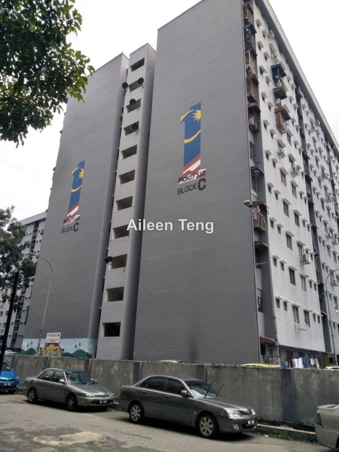 Petaling Utama Pjs 1 50 Intermediate Flat 3 Bedrooms For Sale In Petaling Jaya Selangor Iproperty Com My