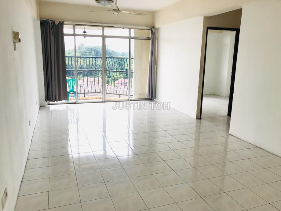 Pangsapuri Seri Indah Apartment 4 Bedrooms For Sale In Seri Kembangan Selangor Iproperty Com My