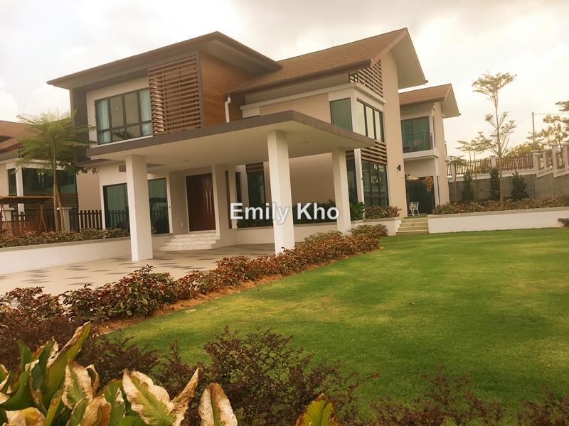 Taman Tun Dr Ismail Intermediate Bungalow 6 bedrooms for sale