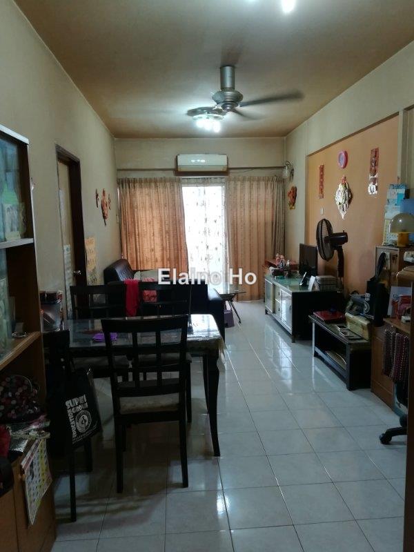 Sri Gotong Apartment Intermediate Apartment 3 bedrooms for sale in Batu ...