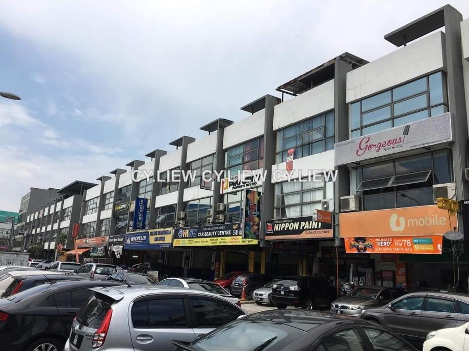 The Trillium @ Lakefield, Sungai Besi Intermediate Shop for rent ...