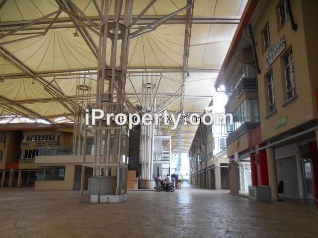 Nzx Commercial Centre Ara Damansara Intermediate Shop Office For Sale Iproperty Com My