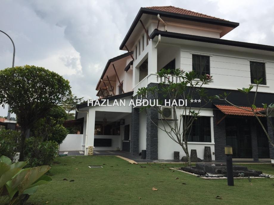Bandar Nusa Rhu, Shah Alam Corner lot Semidetached House 5 bedrooms