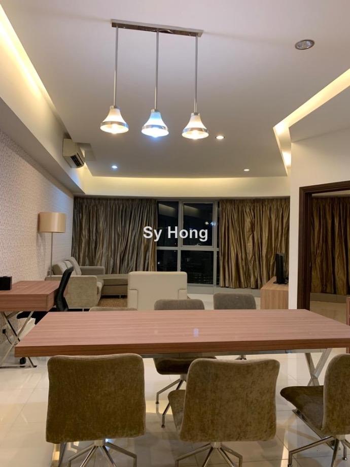 Regalia Residence Corner lot Serviced Residence 2 bedrooms for rent in