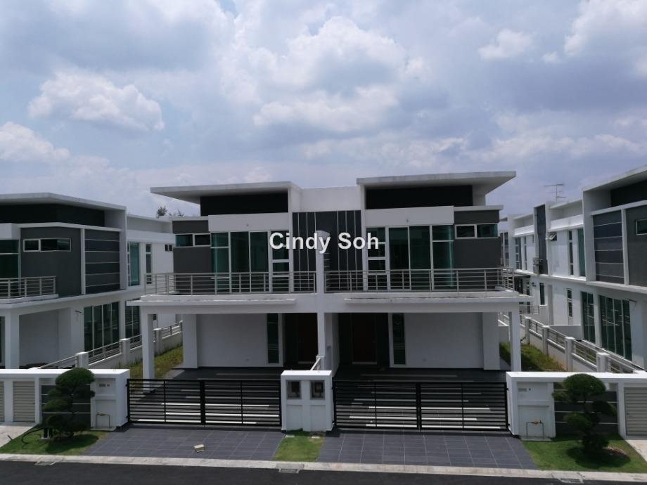 Kiara 2 Austin Heights Johor Bahru Johor Bahru Intermediate Cluster House 4 1 Bedrooms For Sale Iproperty Com My