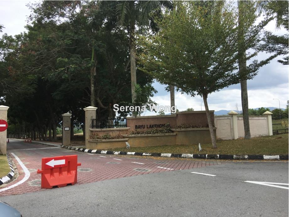 bayu lake homes, Mantin Residential Land for sale