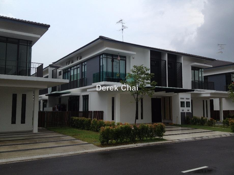 Senibong Cove Senibong Intermediate Cluster House 4 1 Bedrooms For Sale Iproperty Com My