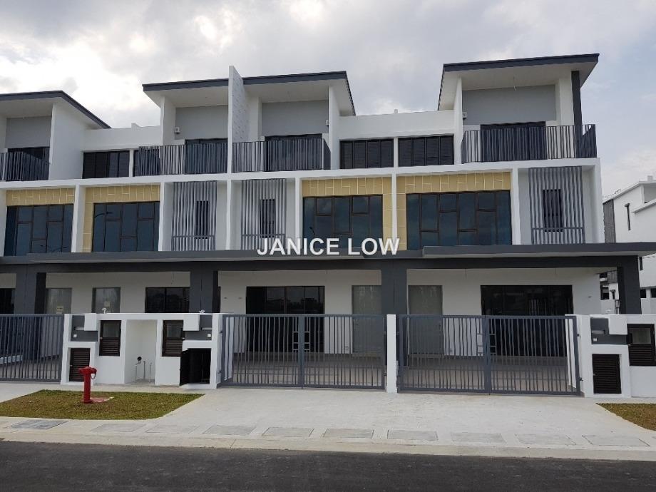Decora Setia Utama 2 Setia Alam Intermediate 3 Sty Terrace Link House 5 1 Bedrooms For Sale Iproperty Com My