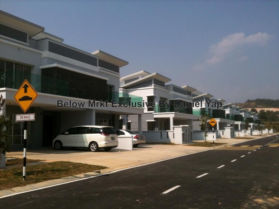 Anggun 2 Residence Kota Emerald Rawang Rawang Intermediate Semi Detached House 5 Bedrooms For Sale Iproperty Com My