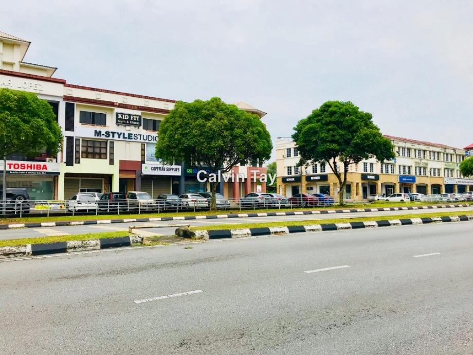 3 Storey Commercial Shop Perpetuity Title At Jalan Mendu Kuching Kuching Shop For Sale Iproperty Com My