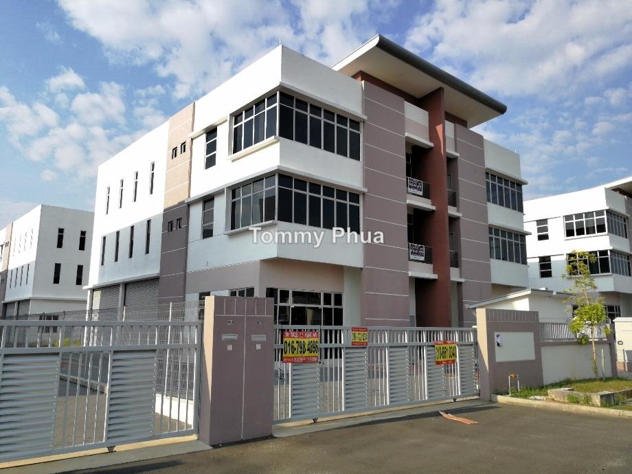 IParc Tanjung Pelepas, Gelang Patah