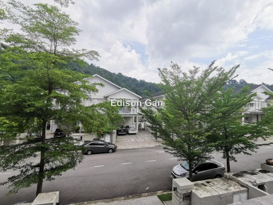 Villa Serene Kiara View Mont Kiara Intermediate Semi Detached House 5 1 Bedrooms For Sale Iproperty Com My