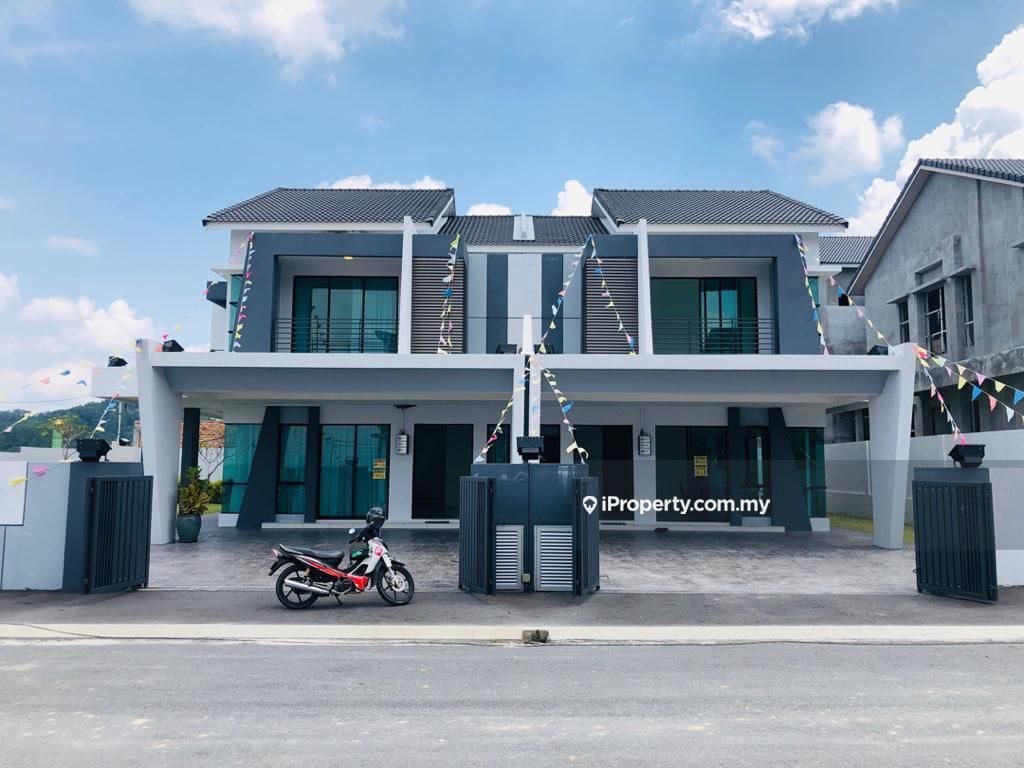 Lahat Double Storey Semi D, Lahat
