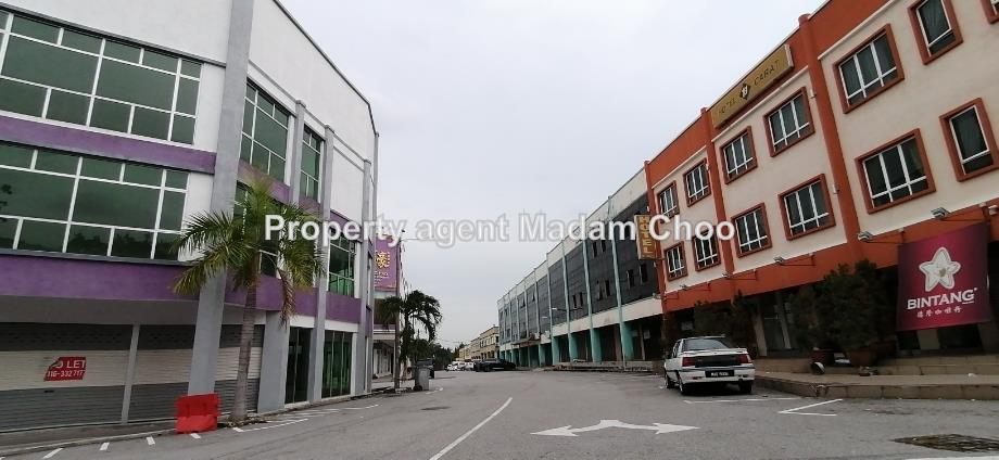 3 Storey Cheng Utama Shop Cheng Intermediate Shop For Sale Iproperty Com My