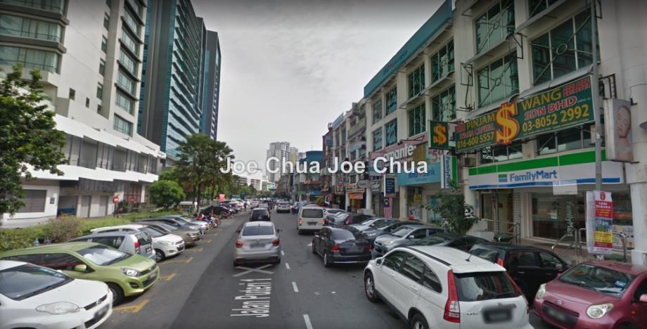Jalan Puteri 1/2, Bandar Puteri, Puchong Intermediate Shop for 