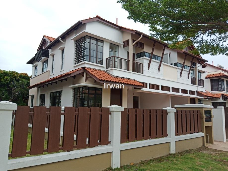 Tinta, Alam Impian Intermediate Semidetached House 5 bedrooms for sale