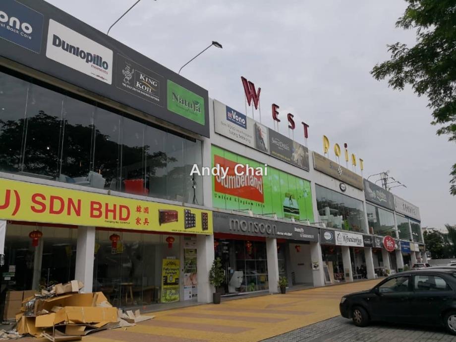 Bandar utama Westpoint showroom, Bandar Utama Corner lot Shop for rent