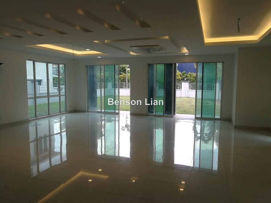Mascarena Palm, Putra Heights