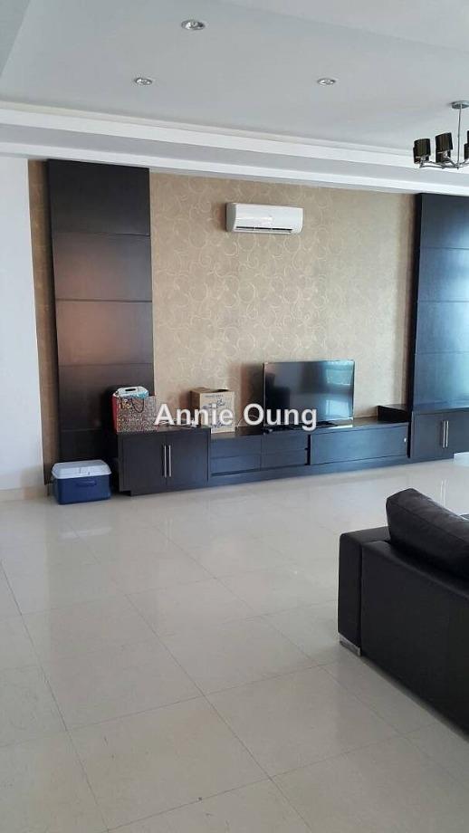 H Residence (One Ritz Residence / Kelawai View), Gurney