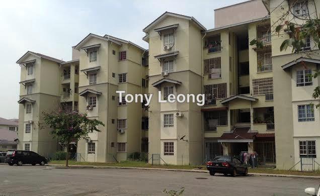 Pangsapuri Kasuarina Intermediate Apartment 3 Bedrooms For Sale In Klang Selangor Iproperty Com My