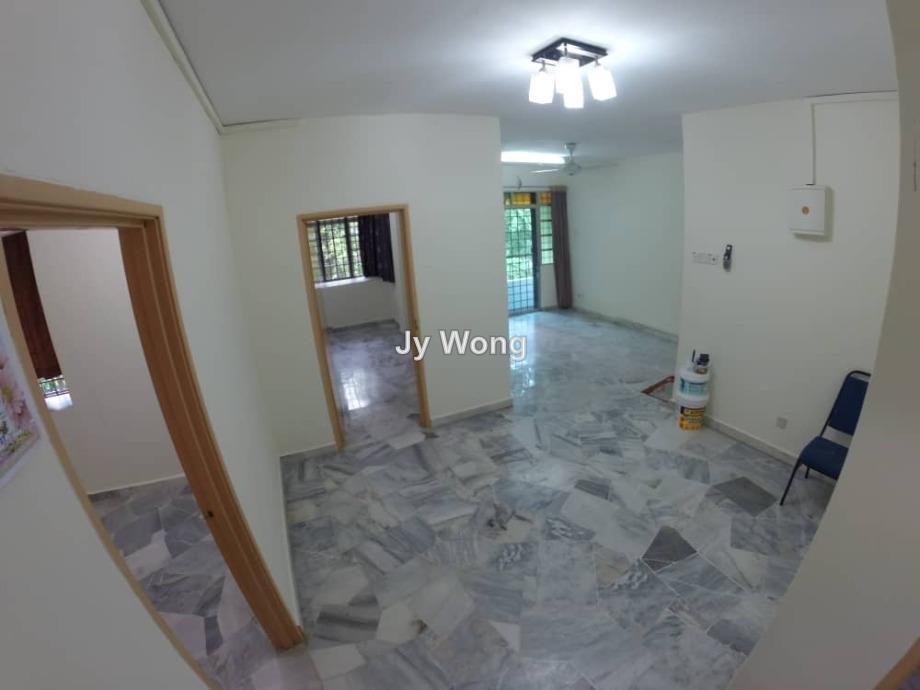 Kesuma Apartment Apartment 3 Bedrooms For Sale In Bandar Kinrara Selangor Iproperty Com My