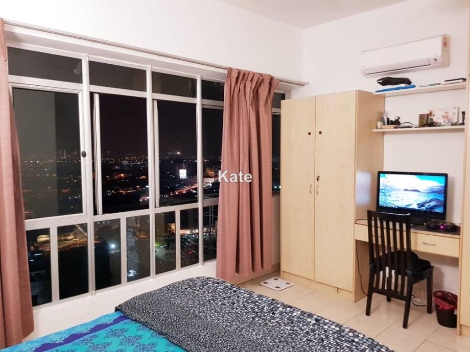 Room In Apartment For Rent At Millennium Square Section 14 Petaling Jaya Land