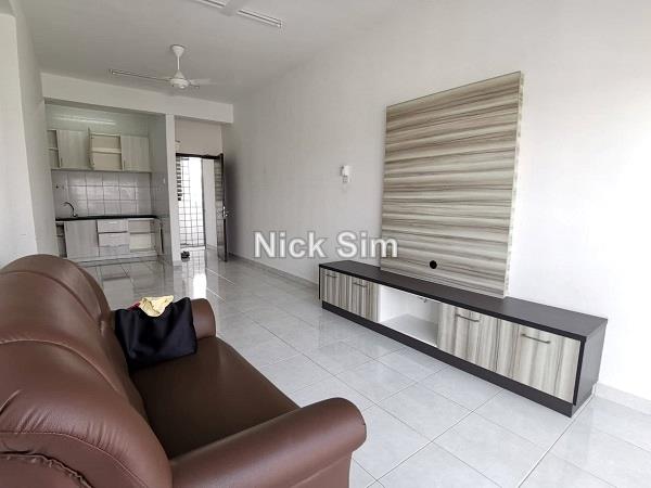 Pangsapuri Saujana Permai 1 Apartment 3 Bedrooms For Sale In Kajang Selangor Iproperty Com My