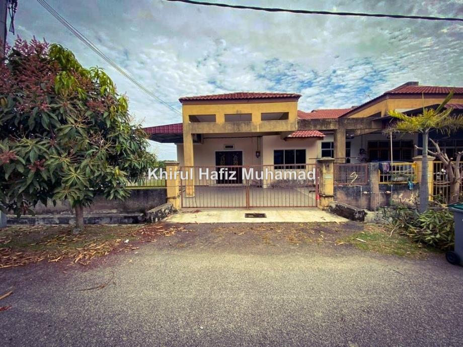 Taman Limbongan Permai Melaka Tengah End Lot 1 Sty Terrace Link House 4 Bedrooms For Sale Iproperty Com My