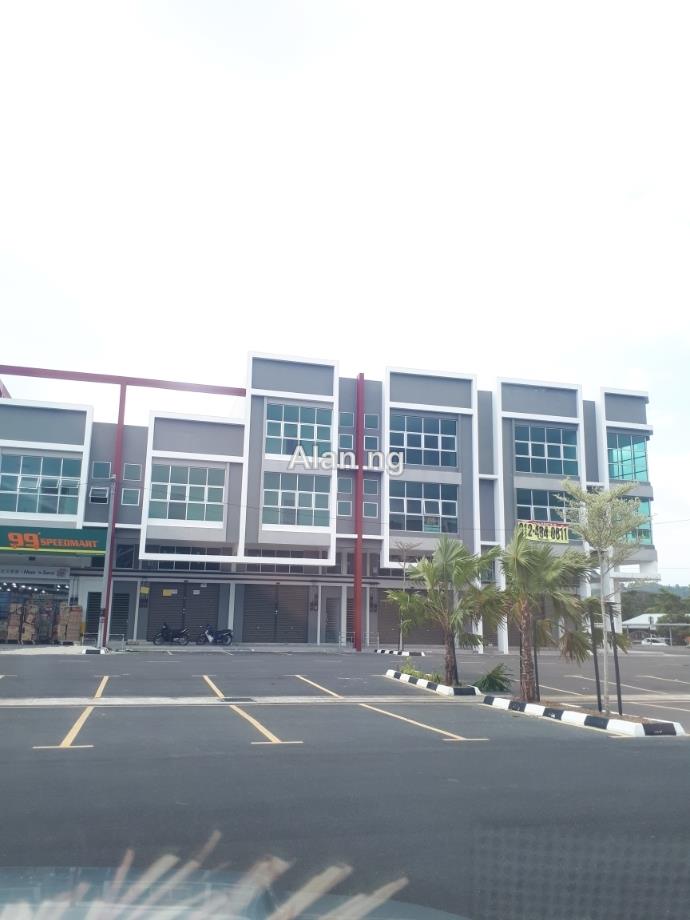 New shop good location, Juru