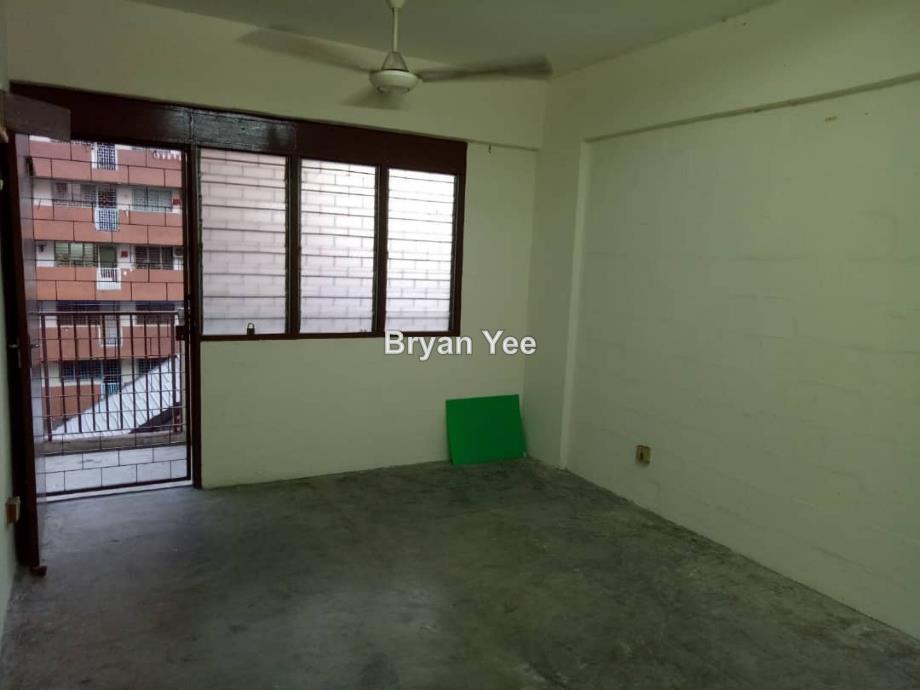 Taman Miharja Apartment Lrt Miharja Corner Lot Apartment 3 Bilik Tidur Untuk Dijual Di Cheras Kuala Lumpur Iproperty Com My