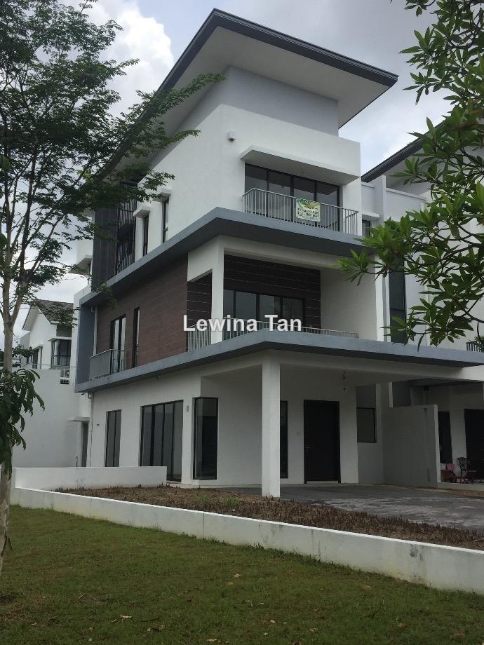 Jade Hills Kajang Corner Lot Semi Detached House 5 1 Bedrooms For Sale Iproperty Com My