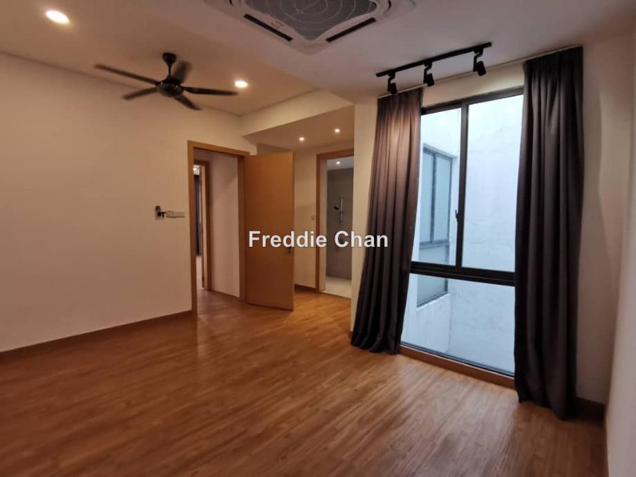 Empire Residences, Damansara Perdana