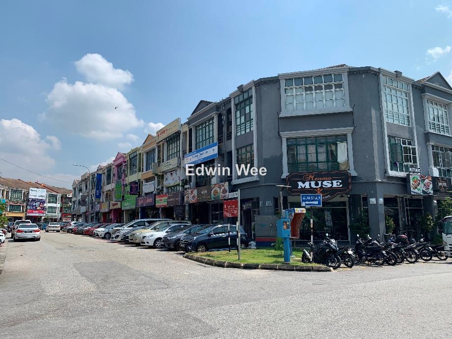Subang Business Centre Usj 9 Subang Jaya Corner Lot Shop For Sale Iproperty Com My