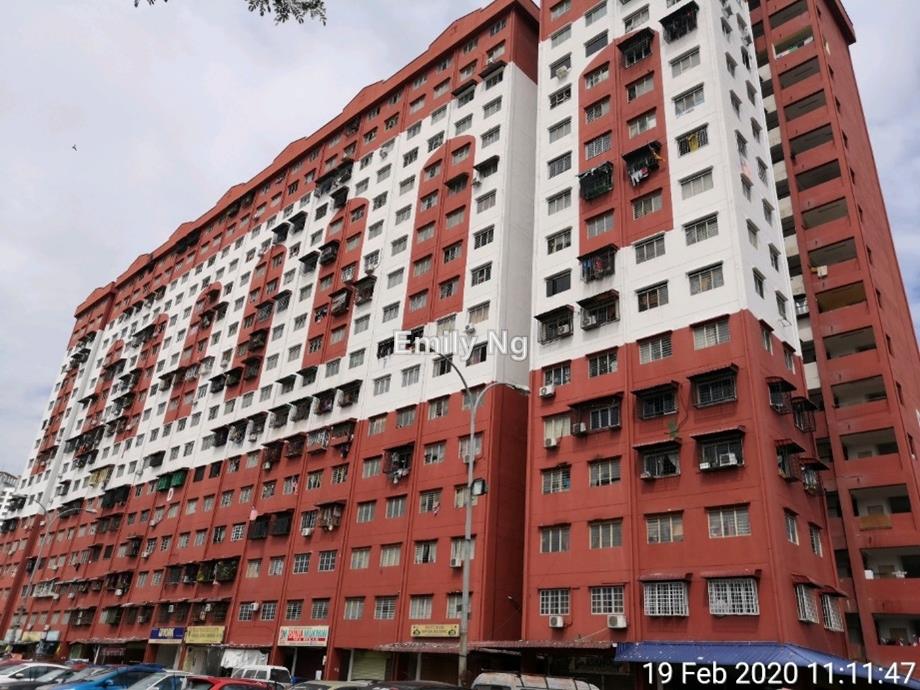 Impian Baiduri Flat for sale in Petaling Jaya, Selangor