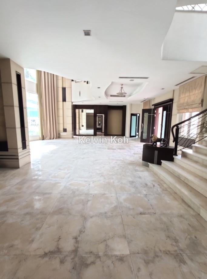 Glenmarie Court, Glenmarie Saujana, Shah Alam Bungalow 6+1 bedrooms for