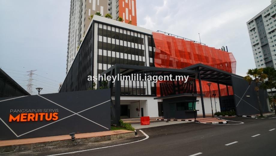 Meritus Residensi Corner lot Serviced Residence 3 bedrooms for 