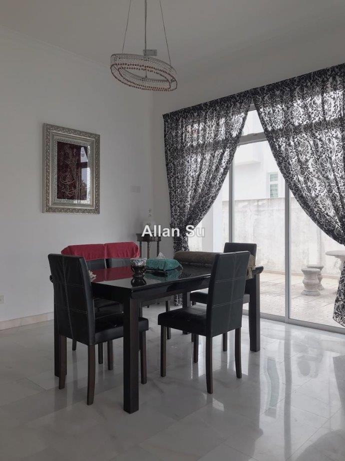 Taman Casa Almyra, Jalan Casa Amira , Perling