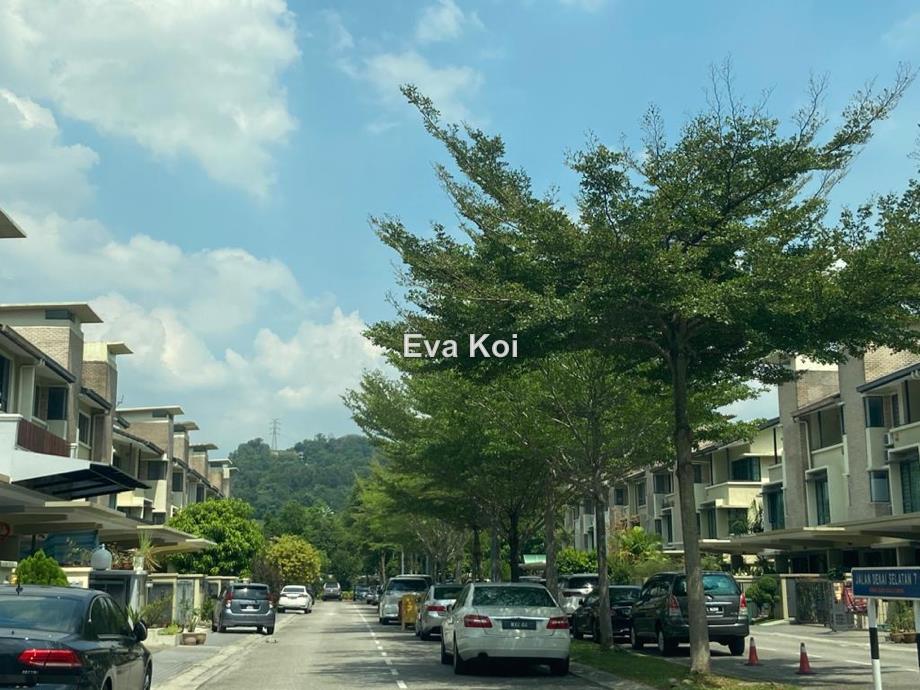 SOUTHLAKE, Desa ParkCity