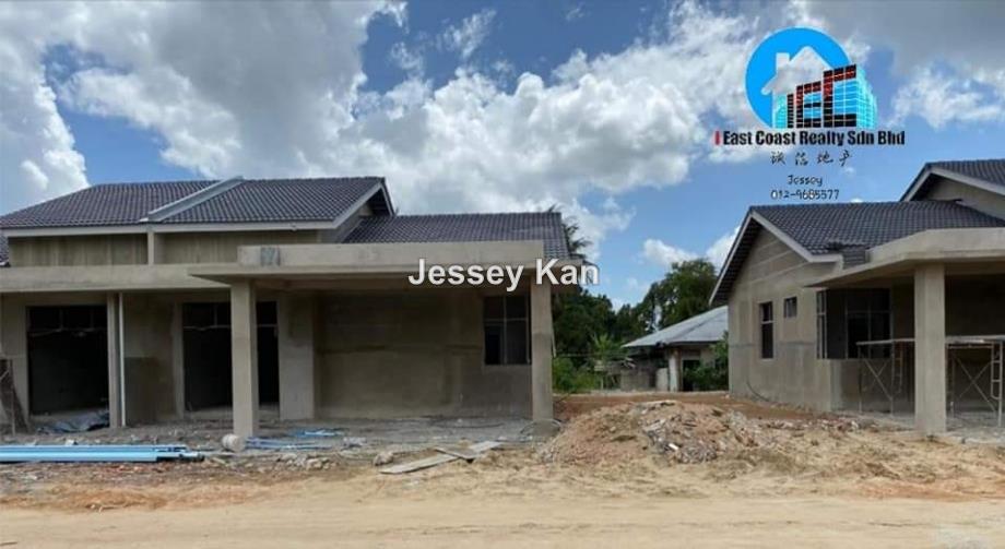 Rumah Semi D di Pandan Damai, Kuantan Intermediate Semi-detached 