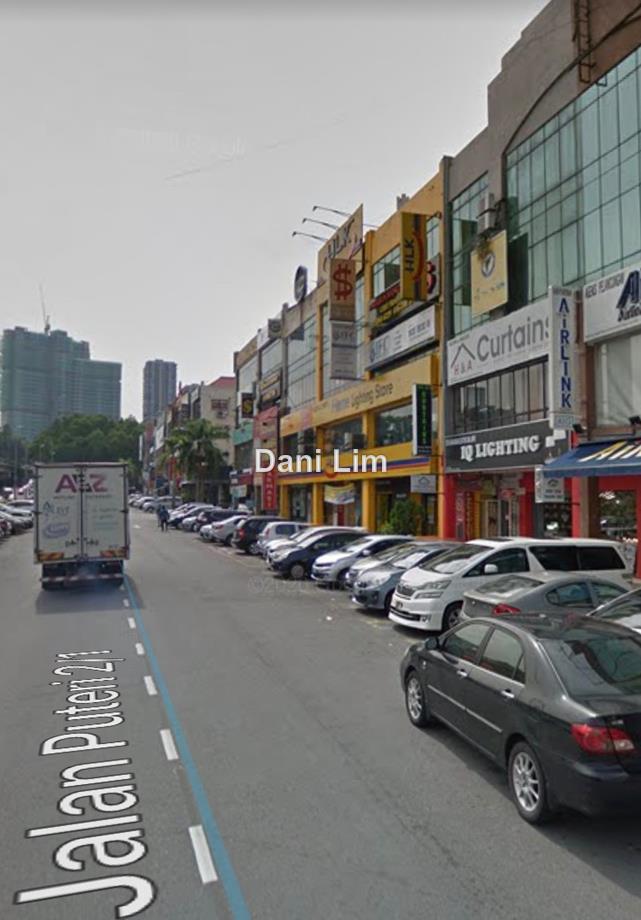 2 adjoining 5 storey shop lots in Puchong, Bandar Puteri Puchong, Puchong South, P, Puchong ...