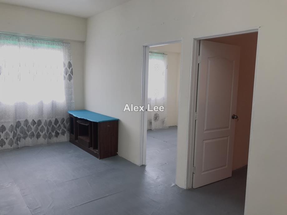Impian Baiduri Flat 3 Bedrooms For Rent In Petaling Jaya Selangor Iproperty Com My