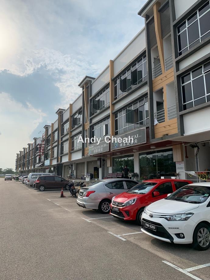 I-Parc, Gelang Patah