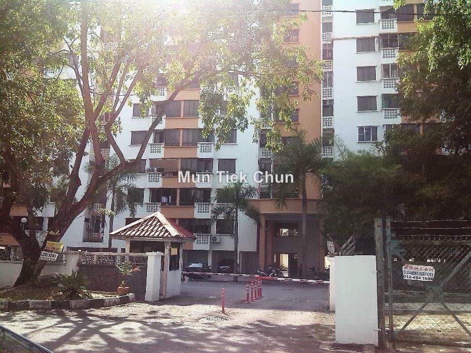 Pantai Apartment Corner Lot Apartment 3 Bedrooms For Sale In Butterworth Penang Iproperty Com My