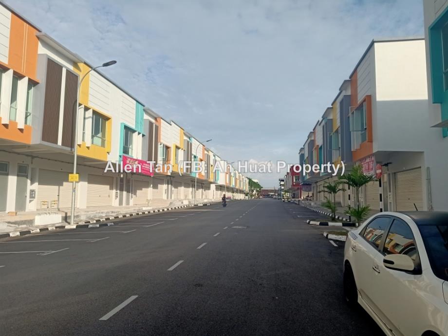 Pusat Perdagangan Pekan Nanas Pekan Nanas Intermediate Shop For Sale Iproperty Com My