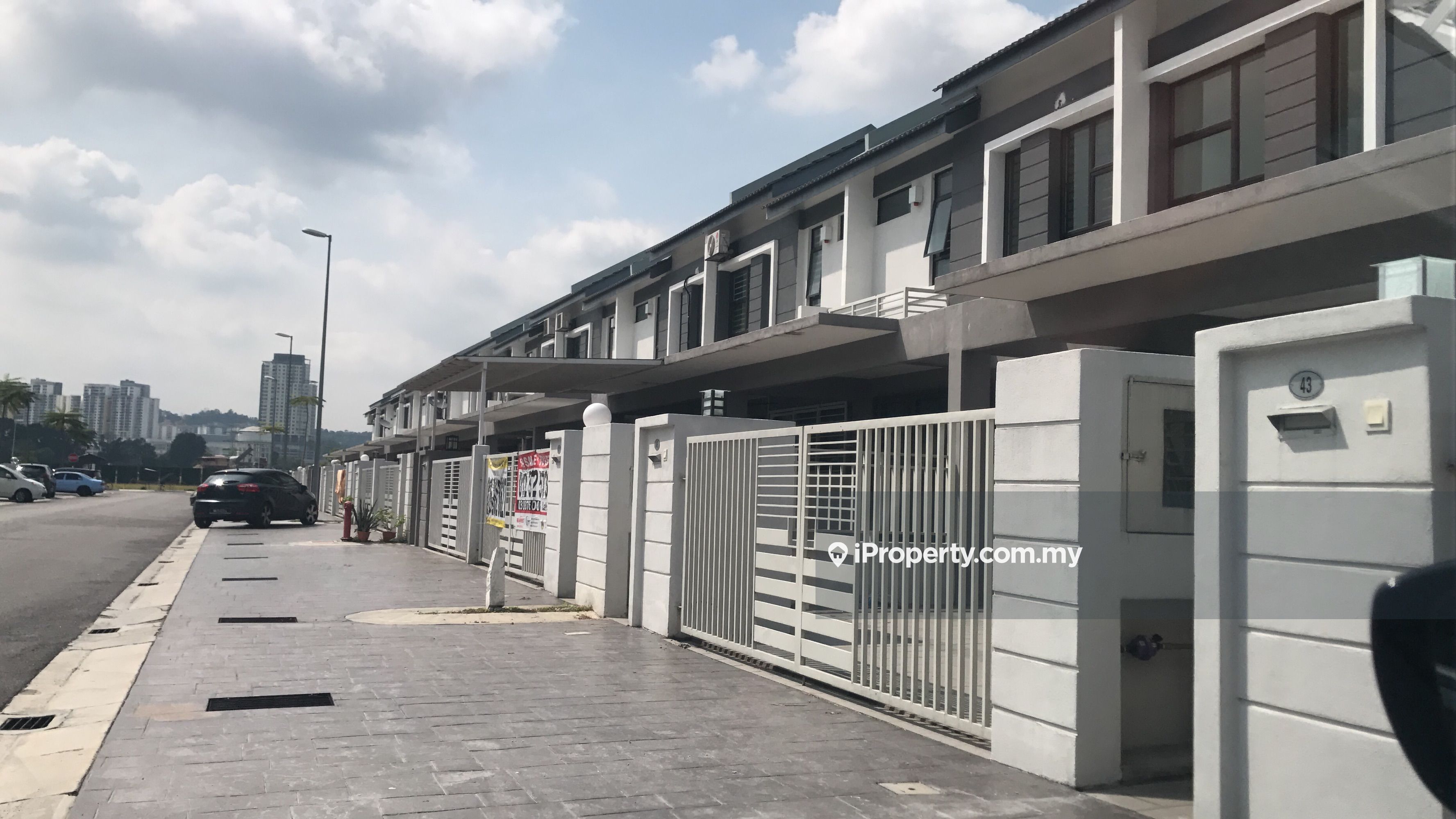 Lakeside residence, Puchong 2sty Terrace/Link House 1 bedroom for rent