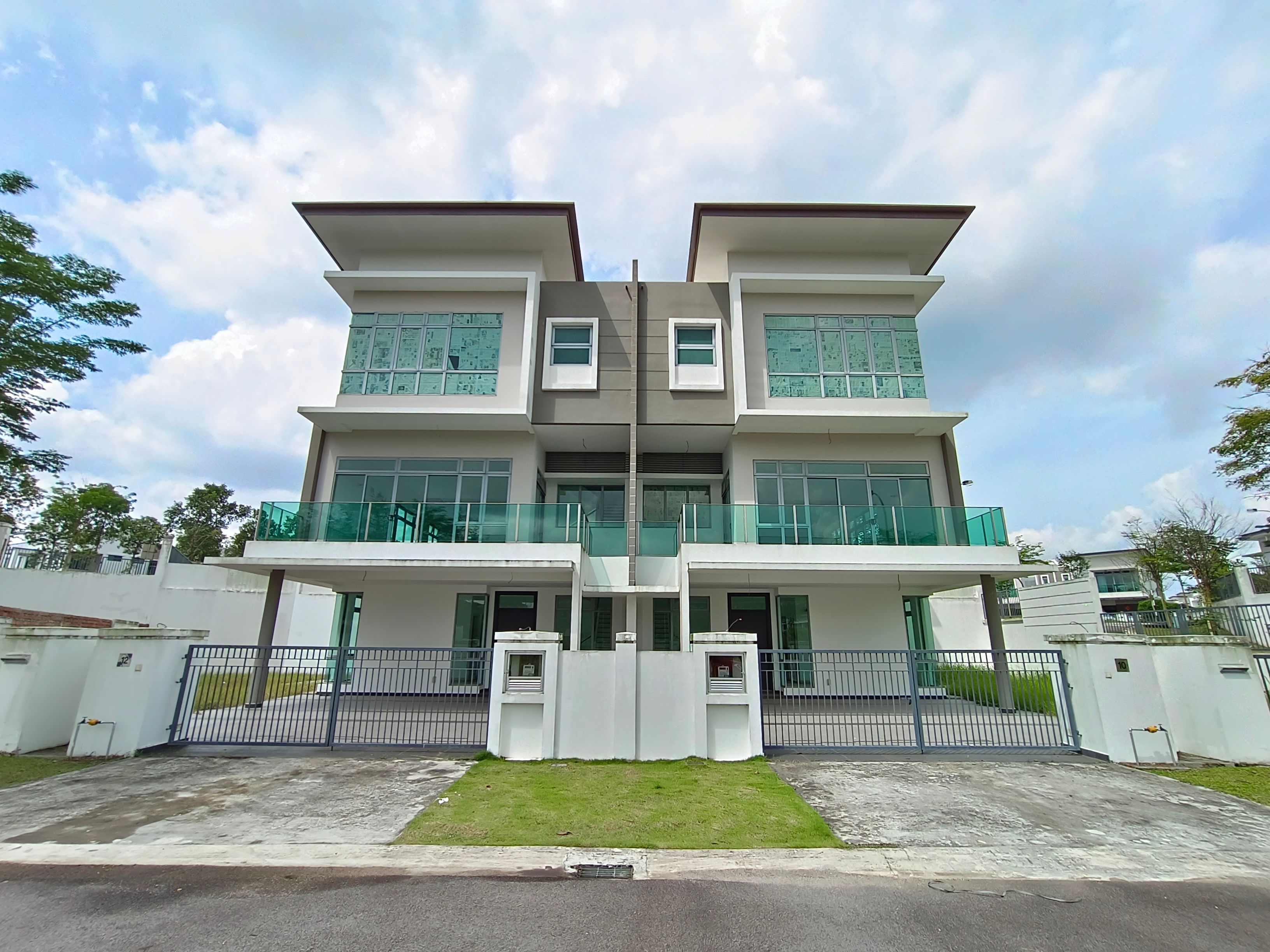 Horizon Hills , Horizon Hills Semidetached House 4 bedrooms for sale