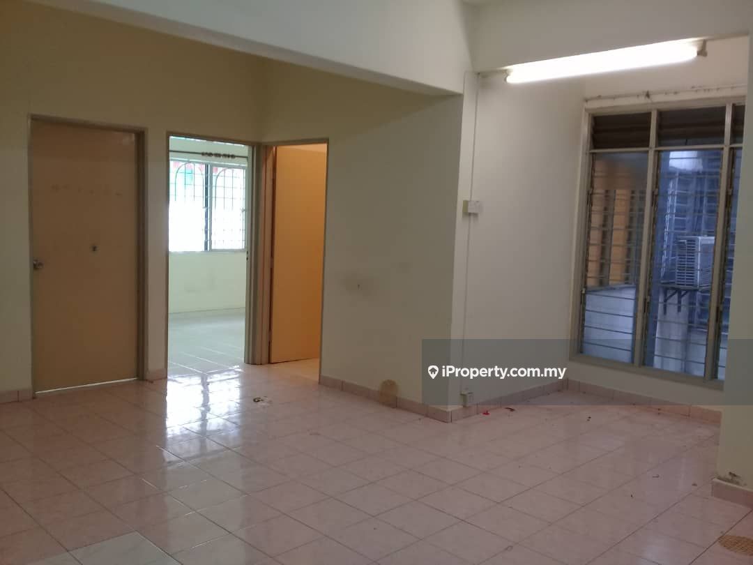 Taman Bukit Teratai Intermediate Flat 3 Bedrooms For Sale In Ampang Selangor Iproperty Com My