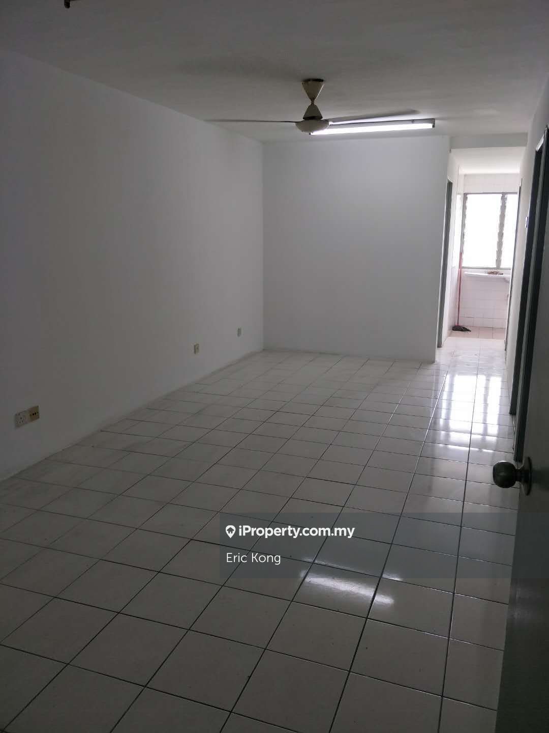 Mentari Apartment Apartment 3 Bedrooms For Sale In Shah Alam Selangor Iproperty Com My