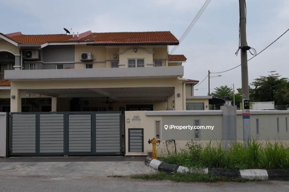 Bandar Puteri Klang Corner lot 2-sty Terrace/Link House 4 bedrooms for ...