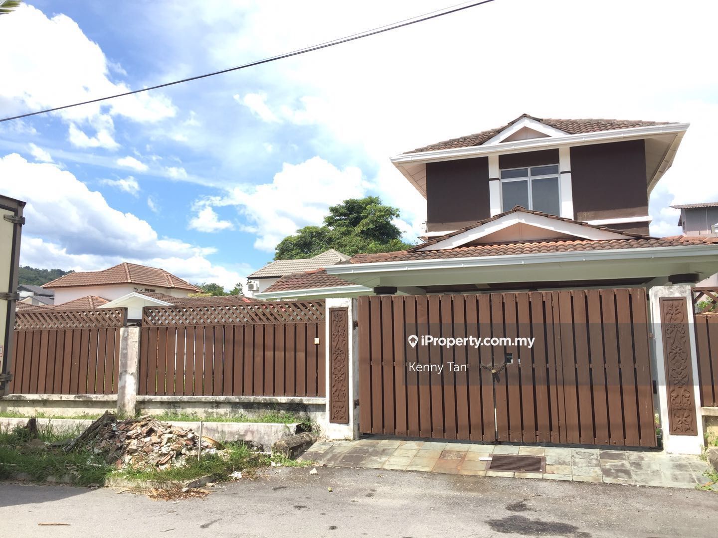 Taman Tasik Semenyih, Broga, Semenyih Intermediate Bungalow 5+2